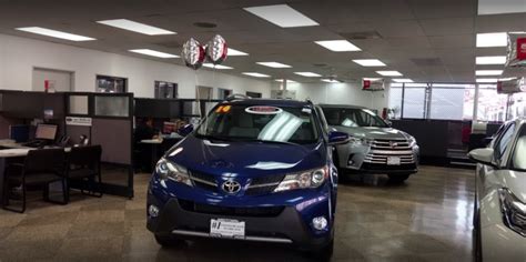 victory toyota of midtown reviews|toyota dealer chicago fullerton.